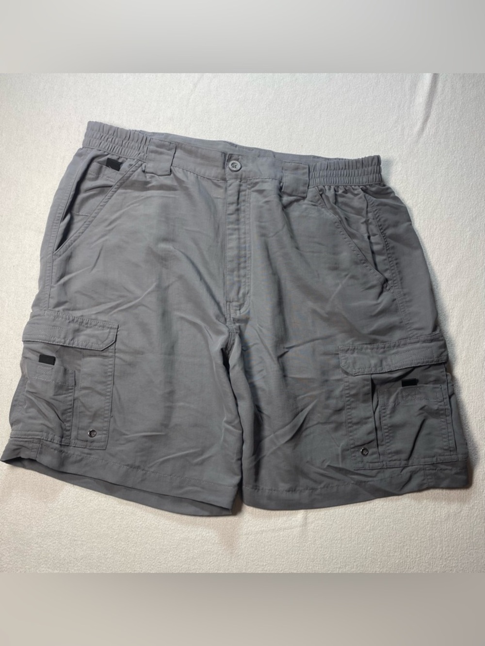 Worldwide Sportsman Men's Gray Cargo Shorts 38